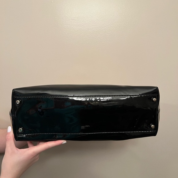 Tan and black patent leather Kate Spade shoulder bag! - Picture 4 of 5